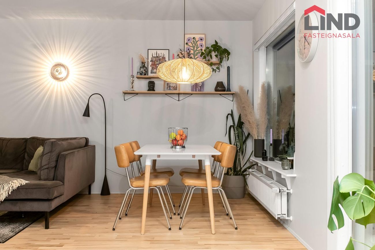 Klapparhlíð 13, 270 Mosfellsbær