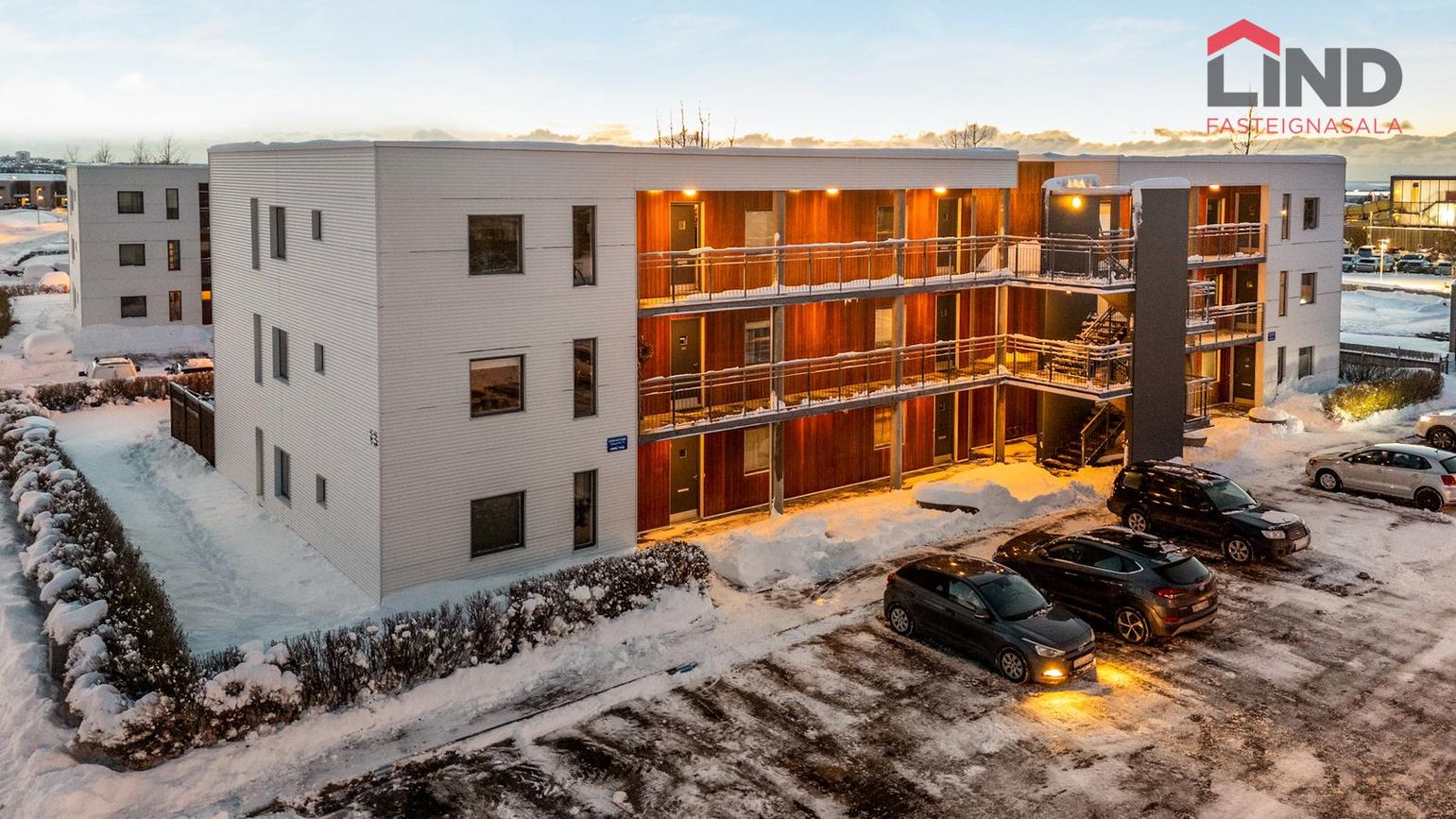 Klapparhlíð 13, 270 Mosfellsbær