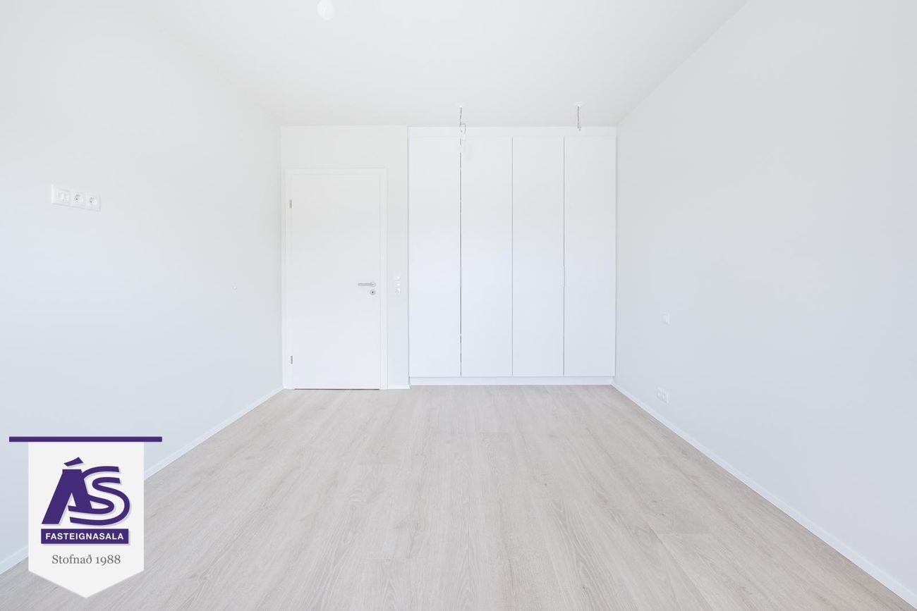 Baughamar 3 - 0103, 221 Hafnarfjörður