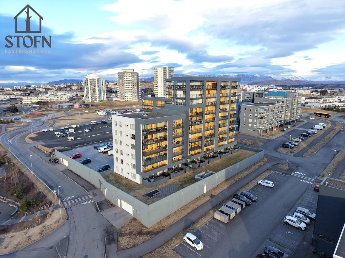 Vallakór 6B, 203 Kópavogur