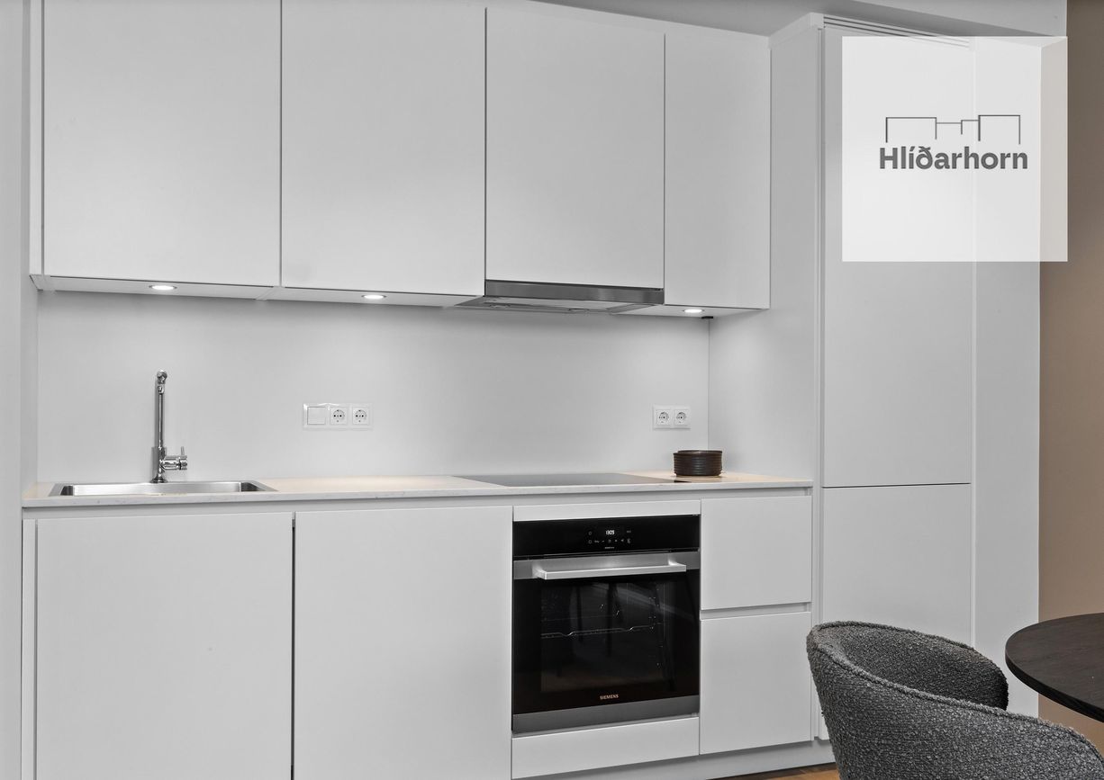 Haukahlíð 10, 102 Reykjavík