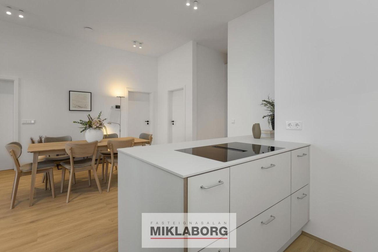Hafnarbraut 10B, 200 Kópavogur