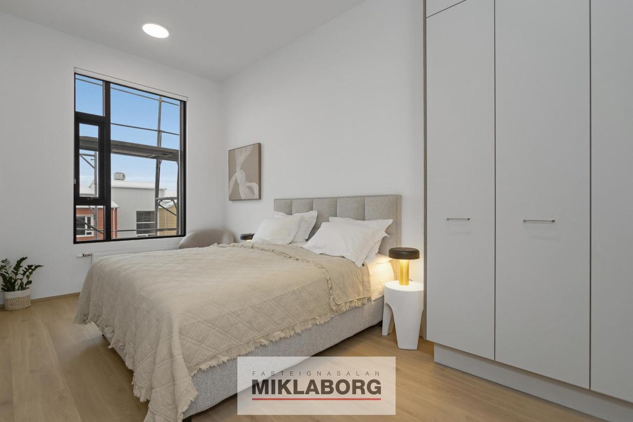 Hafnarbraut 10B, 200 Kópavogur
