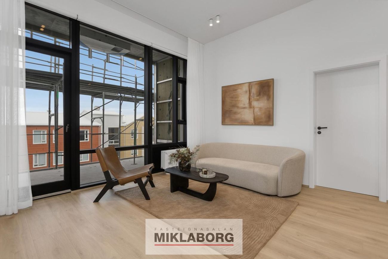 Hafnarbraut 10B, 200 Kópavogur
