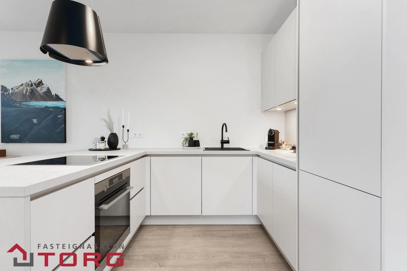 Áshamar 6 - 0302, 221 Hafnarfjörður