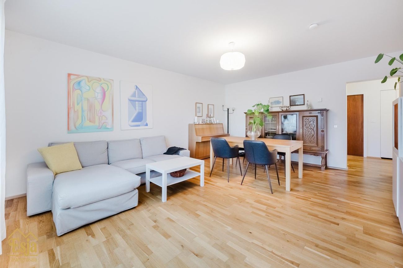 Sólheimar 23, 104 Reykjavík