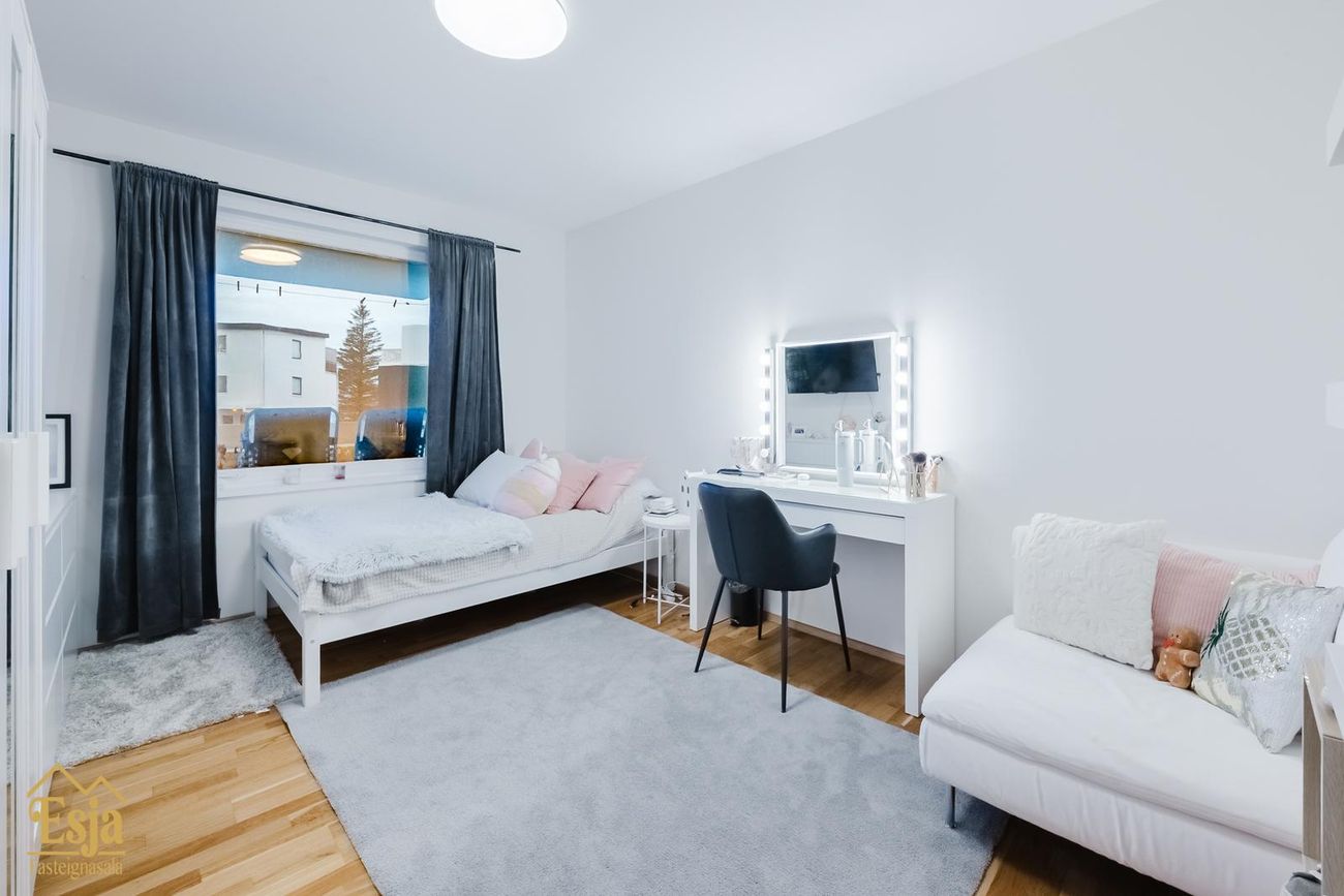 Sólheimar 23, 104 Reykjavík