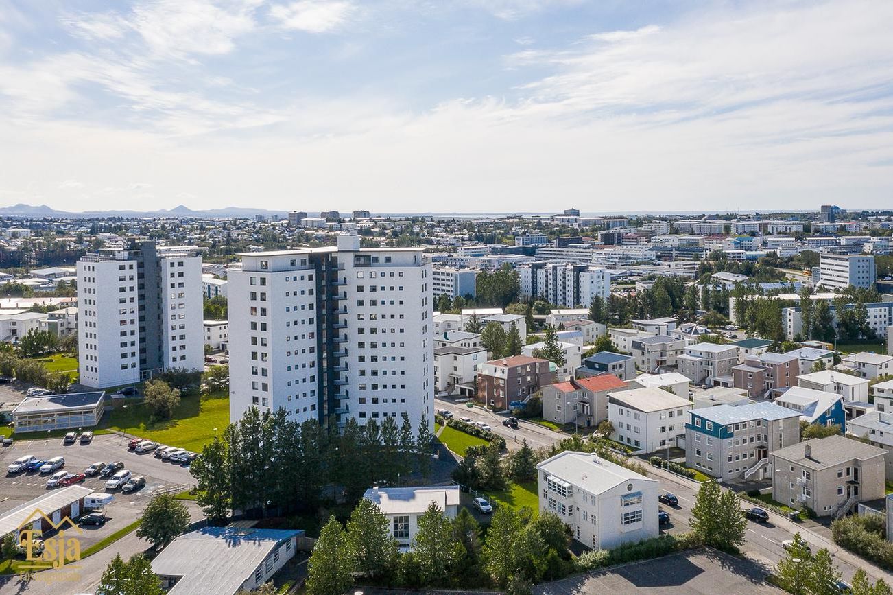 Sólheimar 23, 104 Reykjavík