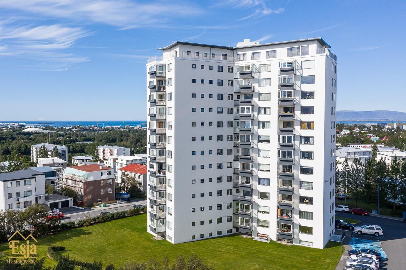 Sólheimar 23, 104 Reykjavík