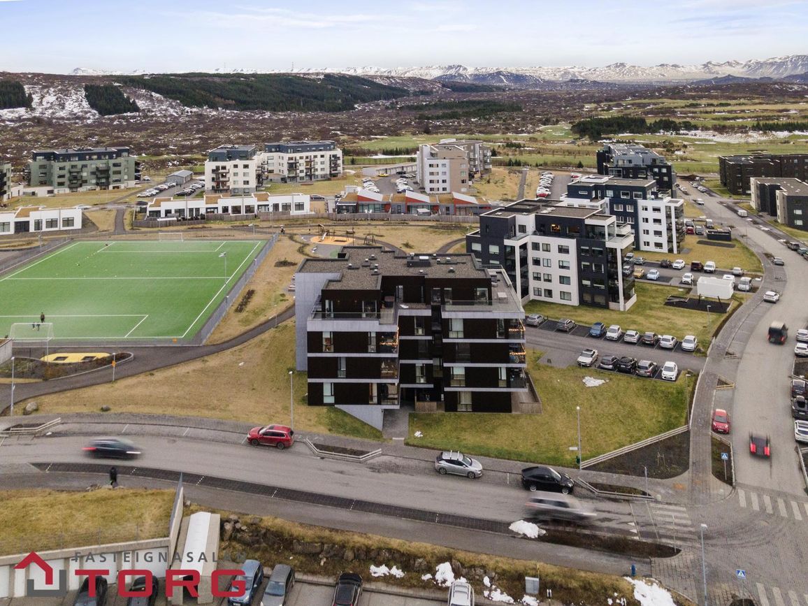 Holtsvegur 53 - 0302, 210 Garðabær