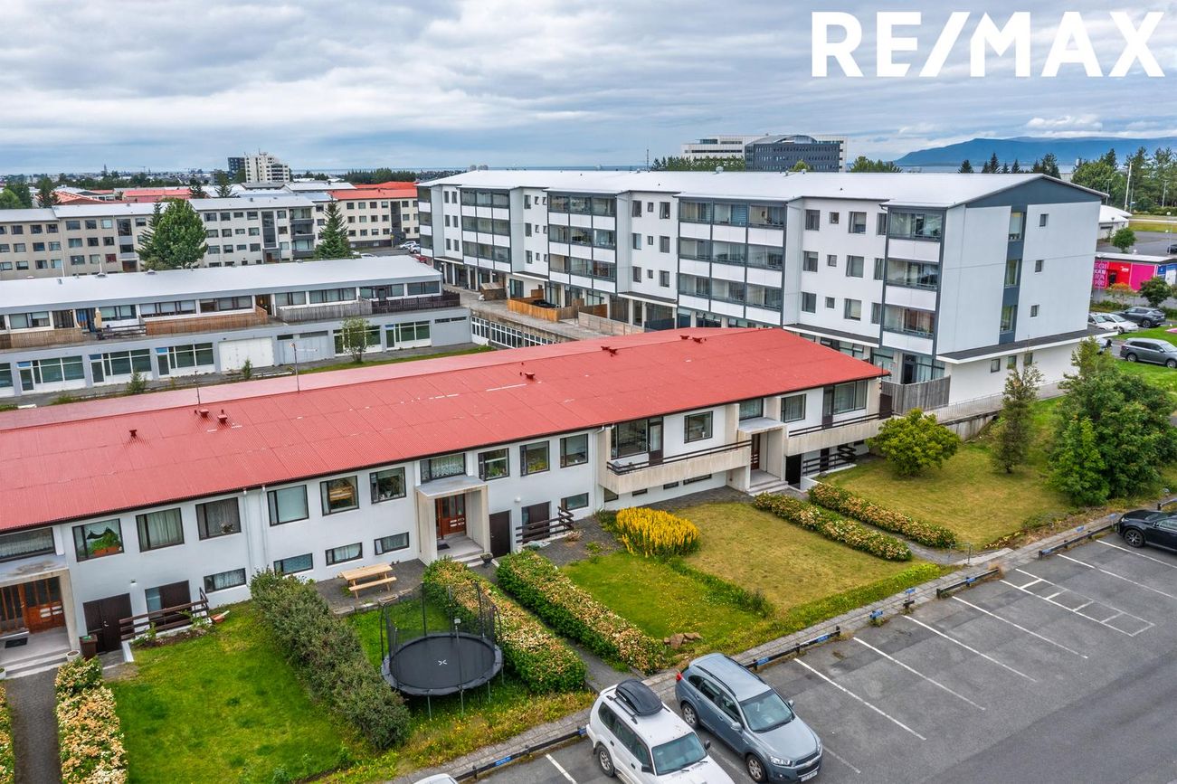Hraunbær 102F, 110 Reykjavík