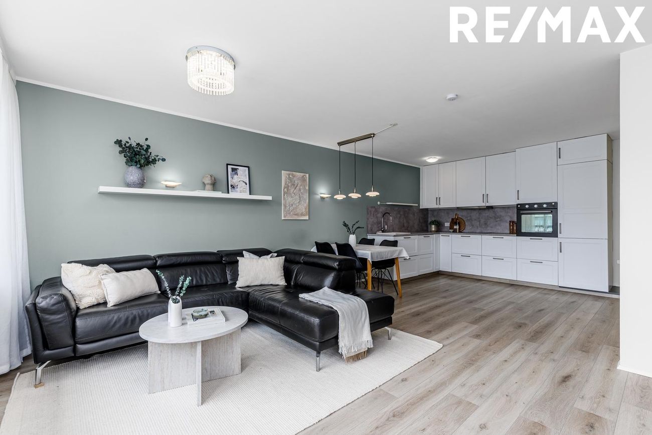 Hraunbær 102F, 110 Reykjavík