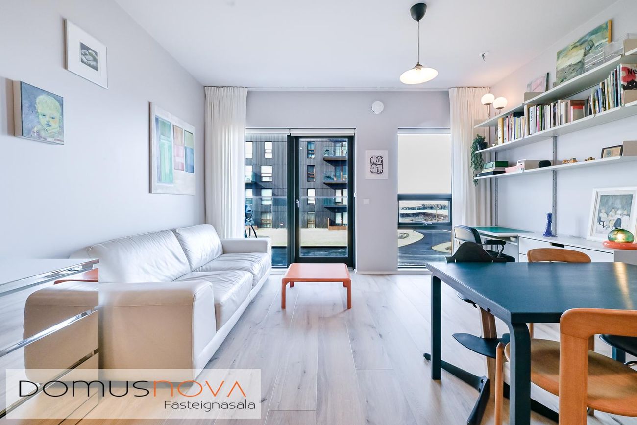 Jöfursbás 7B, 112 Reykjavík