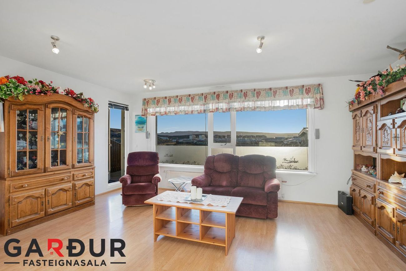 Burknavellir 17C - 0103, 221 Hafnarfjörður