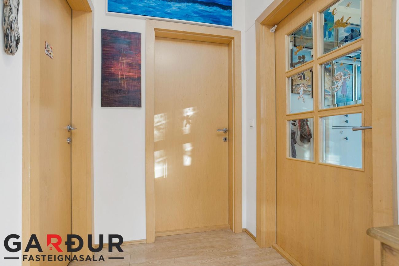 Burknavellir 17C - 0103, 221 Hafnarfjörður