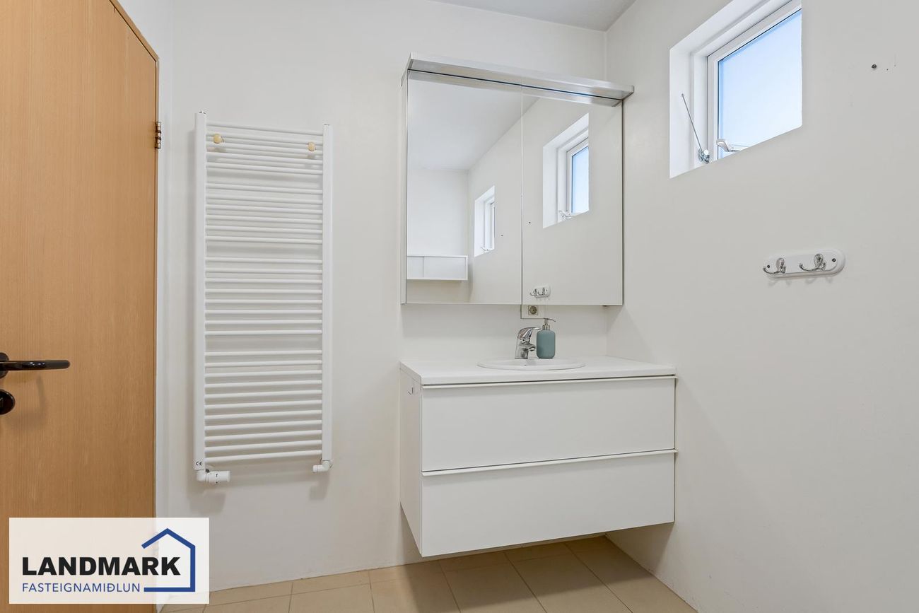 Ástún 10, 200 Kópavogur