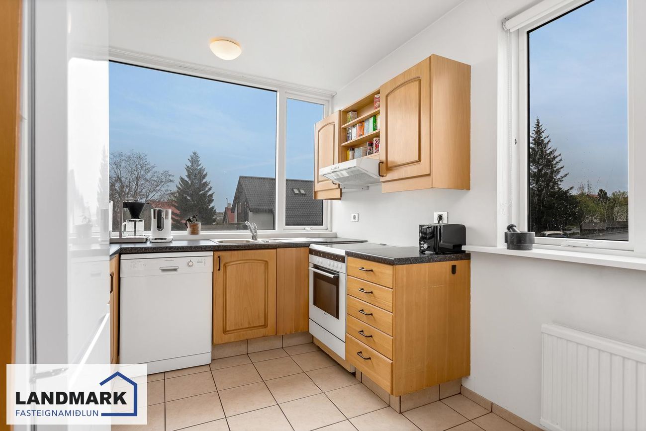 Ástún 10, 200 Kópavogur