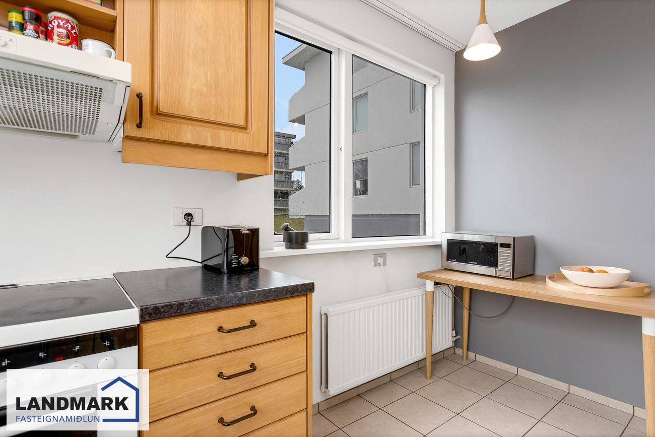 Ástún 10, 200 Kópavogur