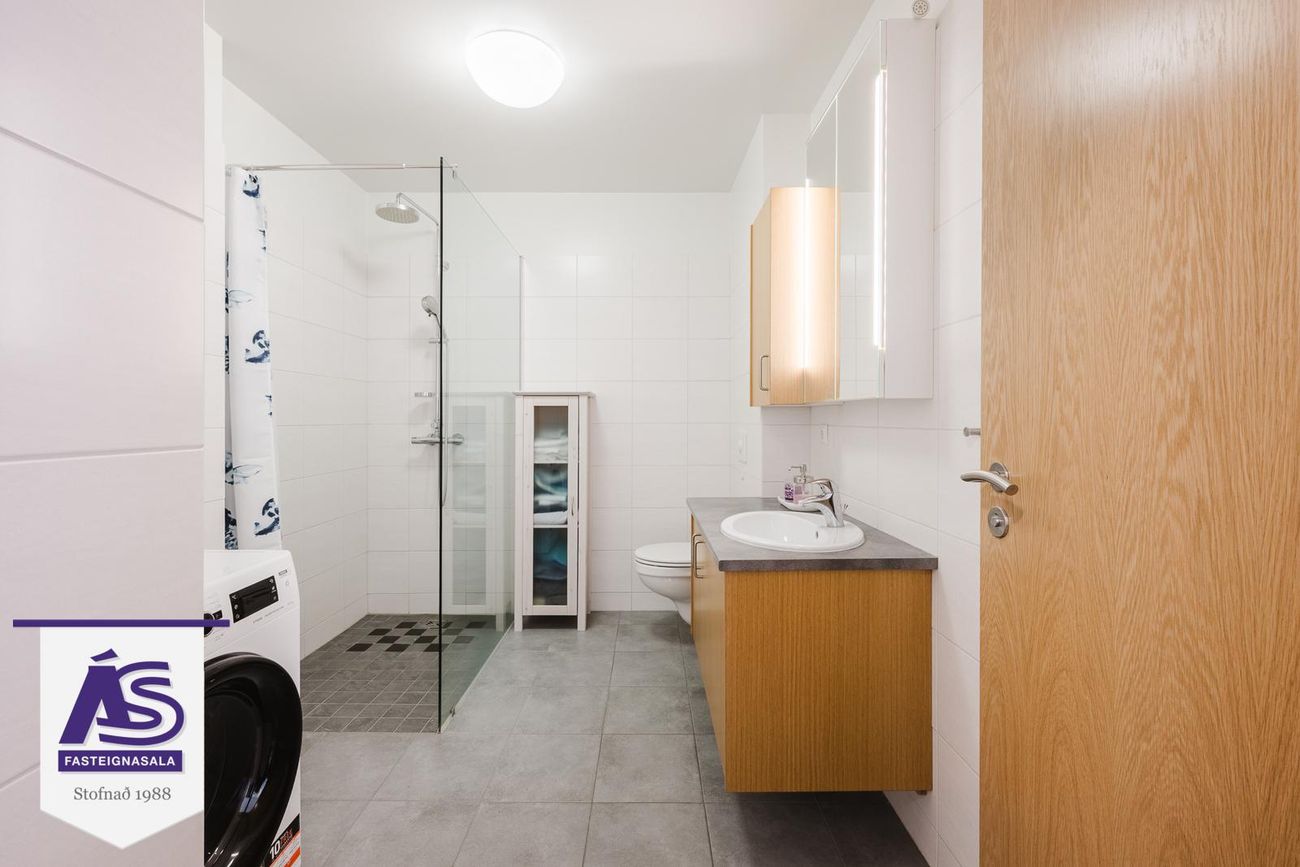 Hagaflöt 7, 300 Akranes