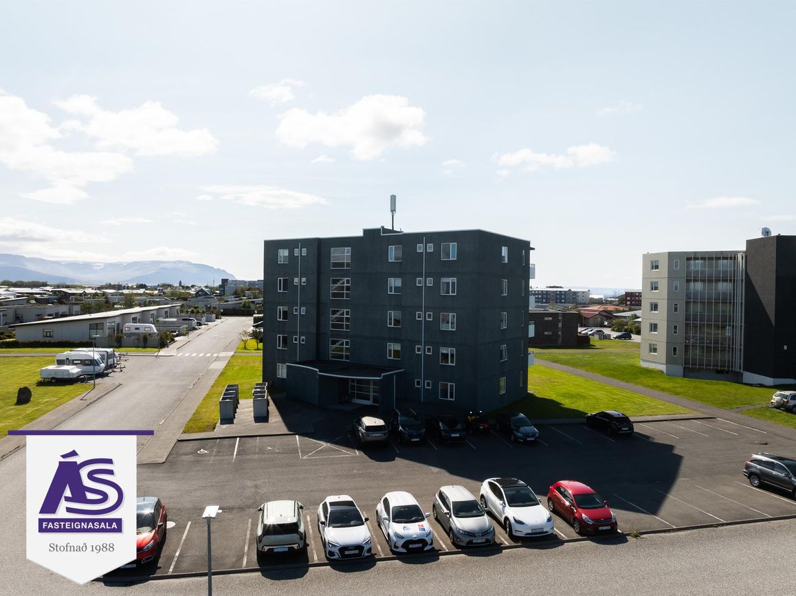 Hagaflöt 7, 300 Akranes
