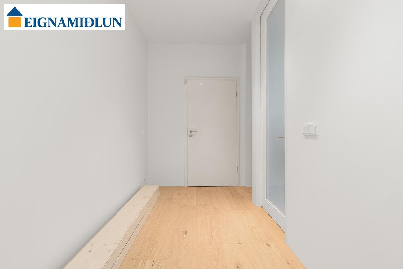 Vatnsstígur 3 - 0202, 101 Reykjavík