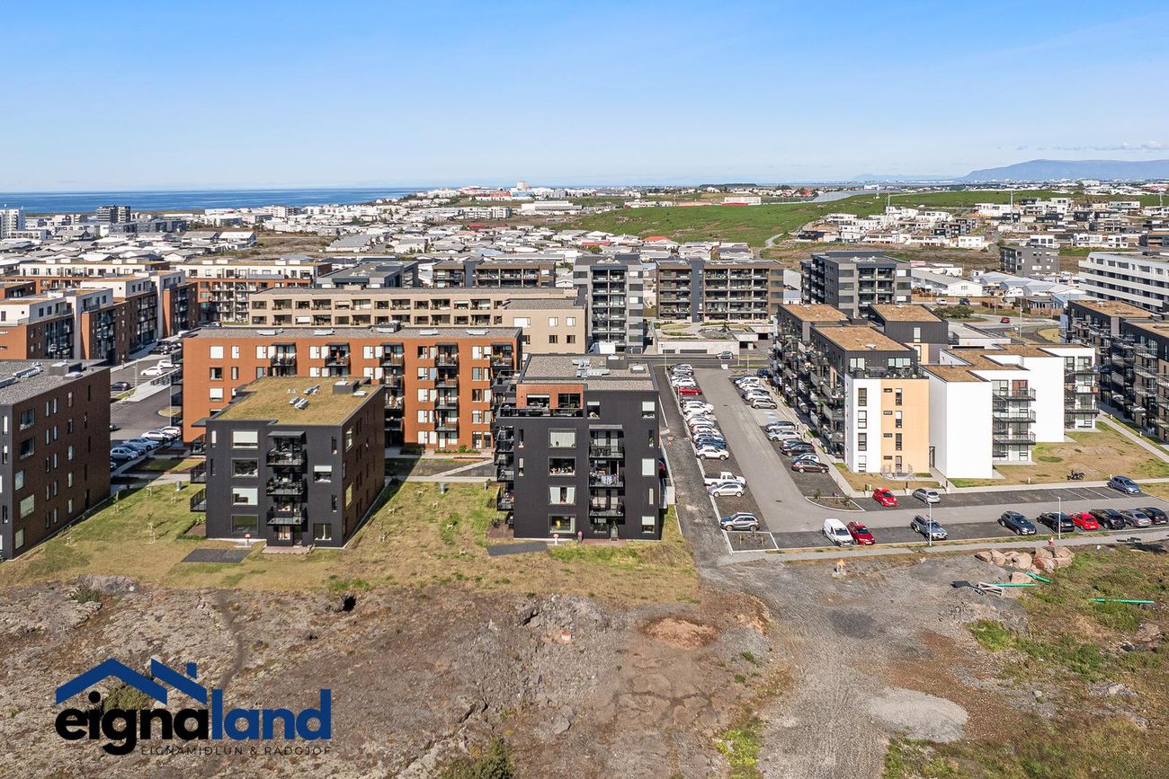 Áshamar 48, 221 Hafnarfjörður