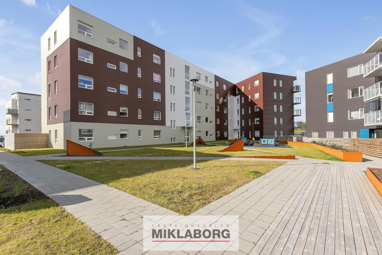 Skyggnisbraut 1, 113 Reykjavík