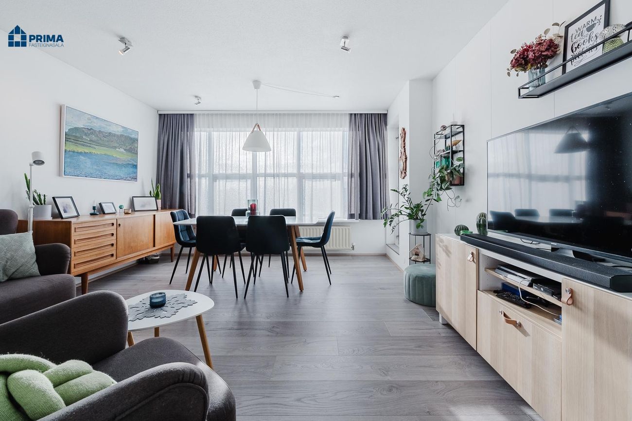 Rauðhamrar 3, 112 Reykjavík