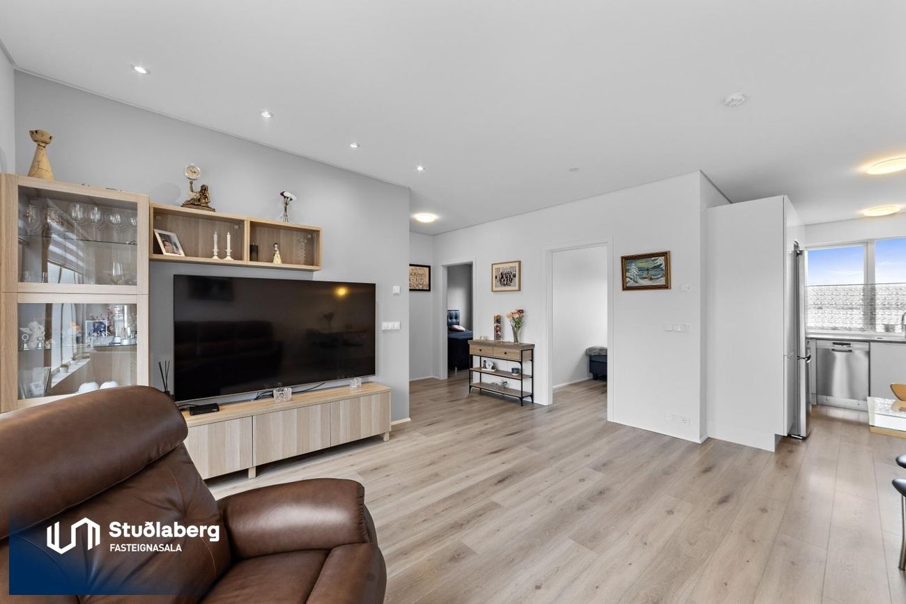 Engjadalur 8, 260 Reykjanesbær