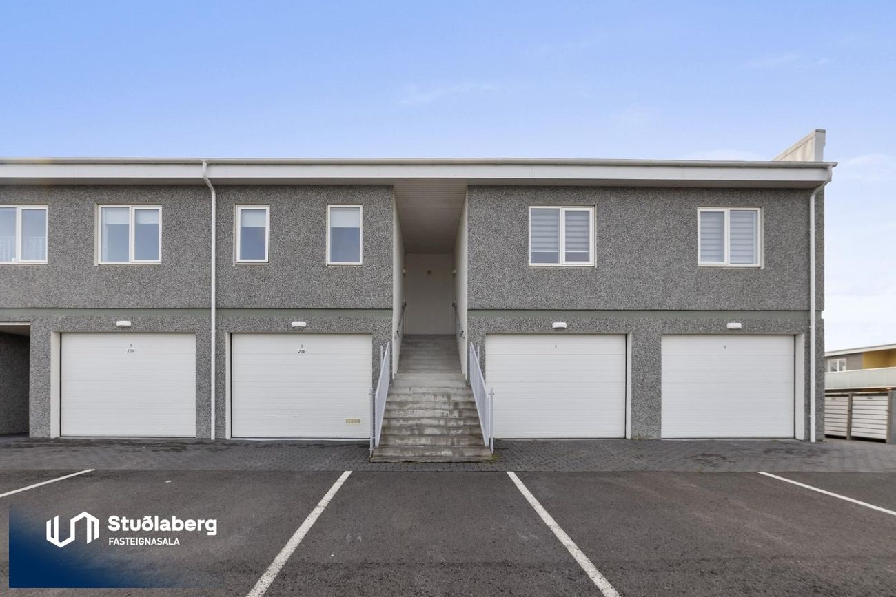 Engjadalur 8, 260 Reykjanesbær