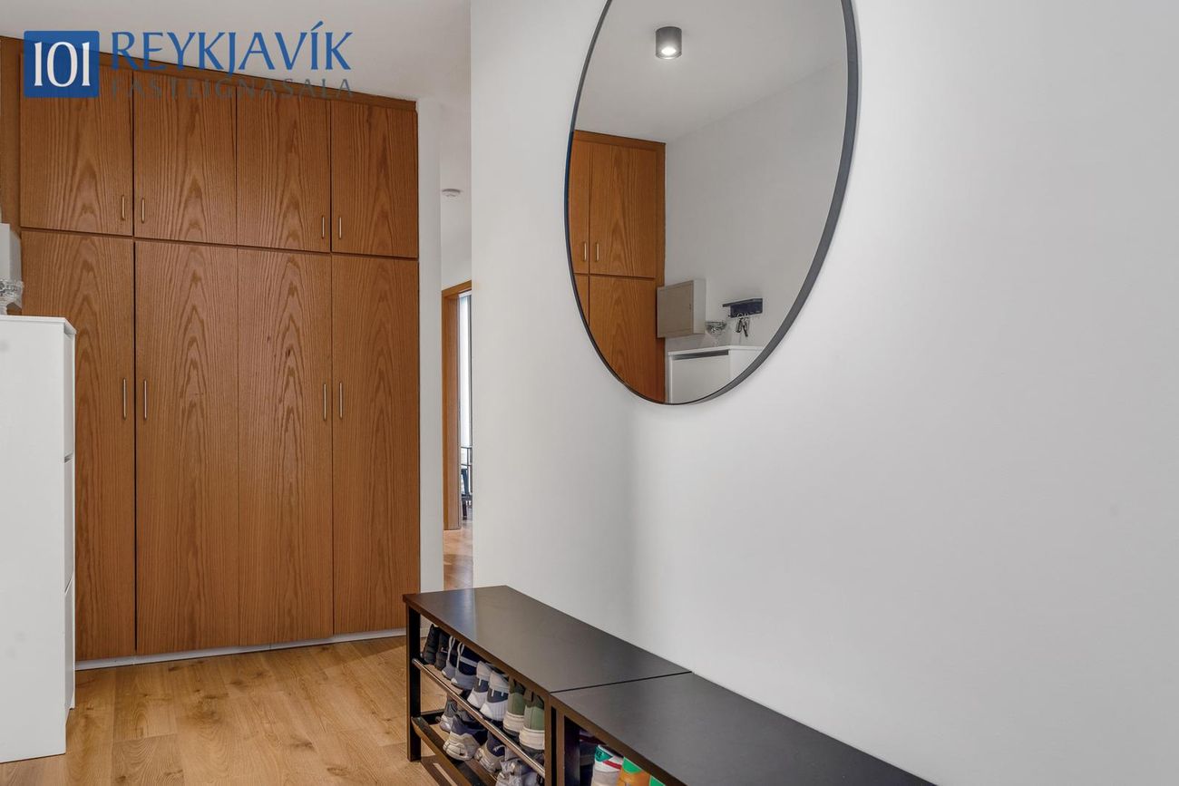 Frostafold 2, 112 Reykjavík