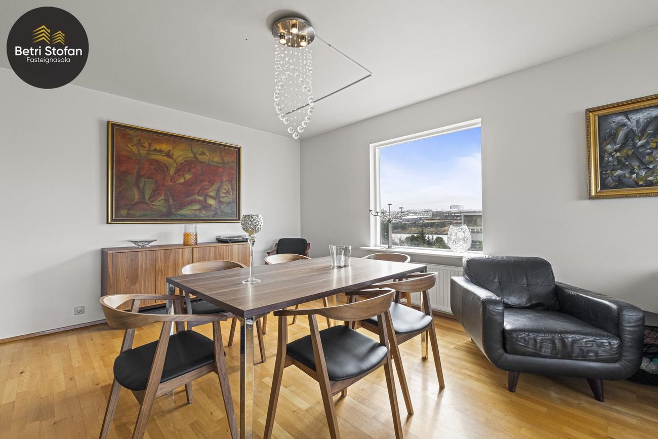 Hverafold 23, 112 Reykjavík