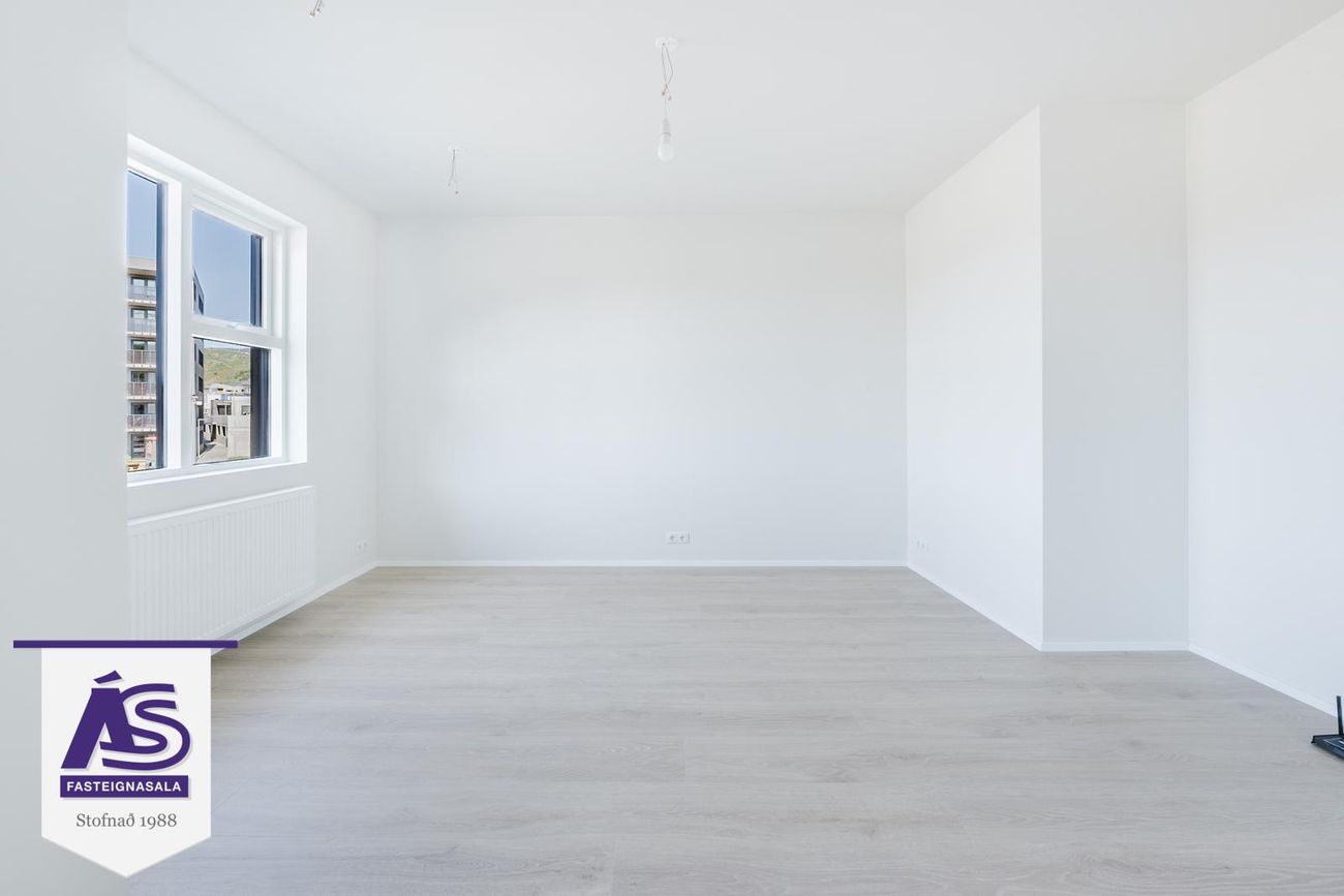 Baughamar 3 - 0304, 221 Hafnarfjörður