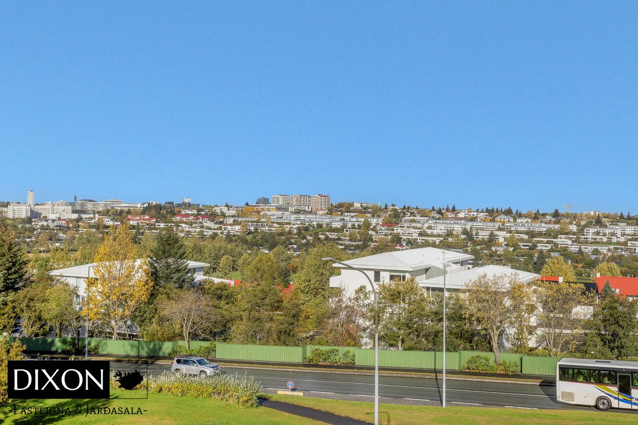Lundarbrekka 16 - 0302, 200 Kópavogur