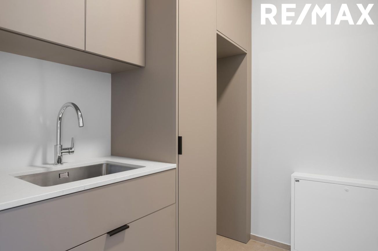 Hestamýri 1, 225 Garðabær