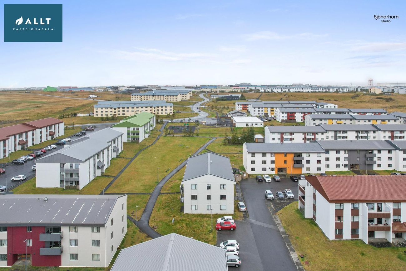 Skógarbraut 915, 262 Reykjanesbær