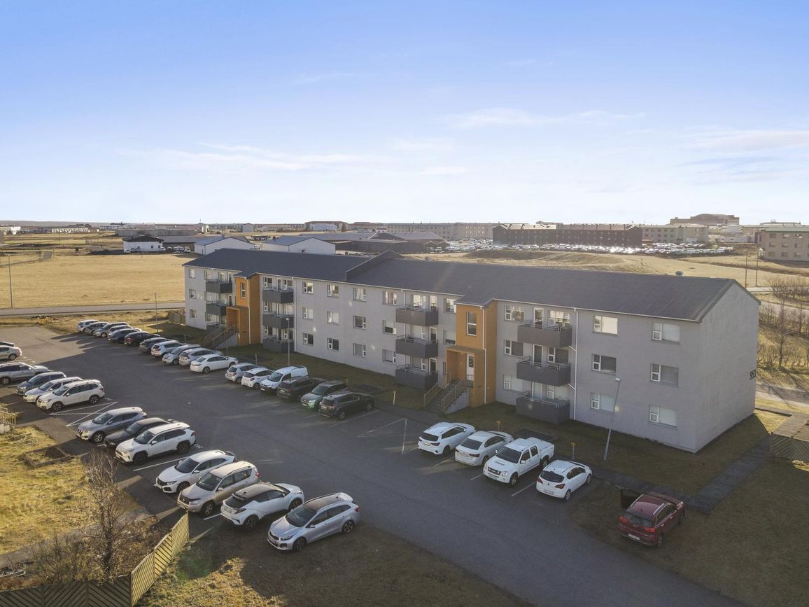 Bogabraut 953, 262 Reykjanesbær