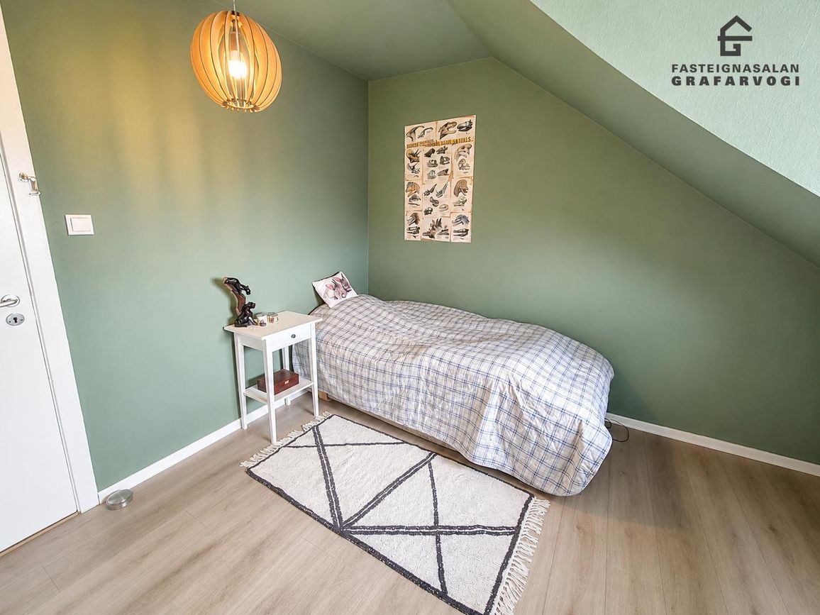 Drápuhlíð 24, 105 Reykjavík