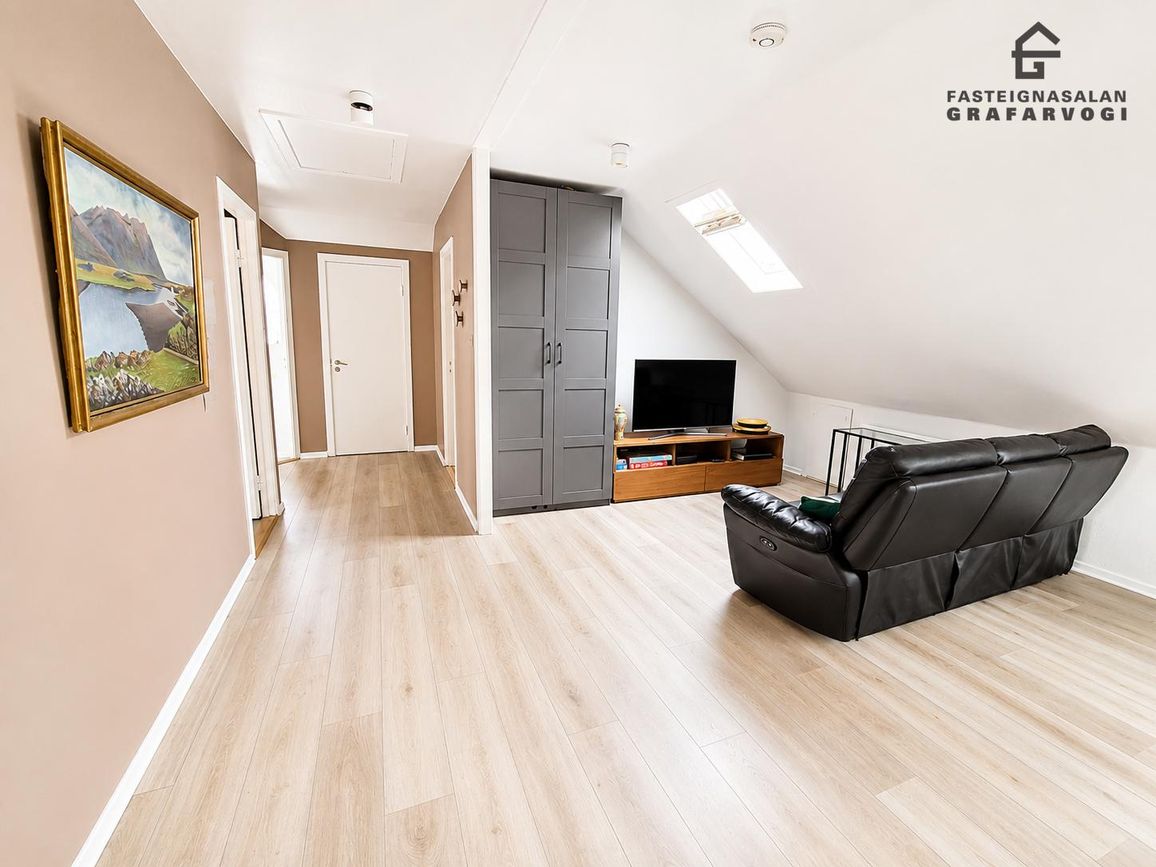 Drápuhlíð 24, 105 Reykjavík