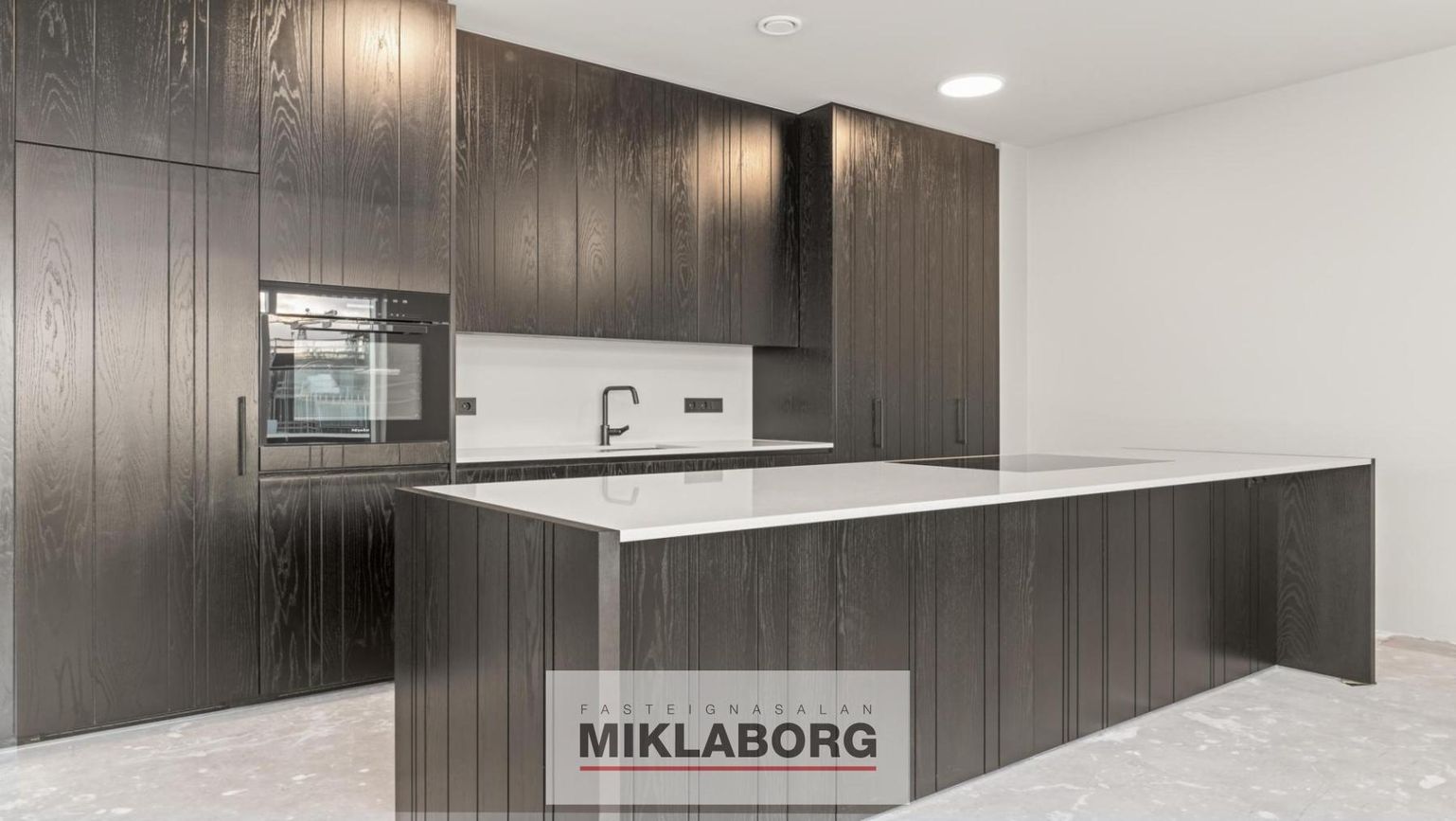 Eirhöfði 7A, 110 Reykjavík