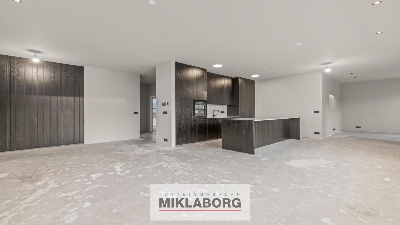 Eirhöfði 7A, 110 Reykjavík