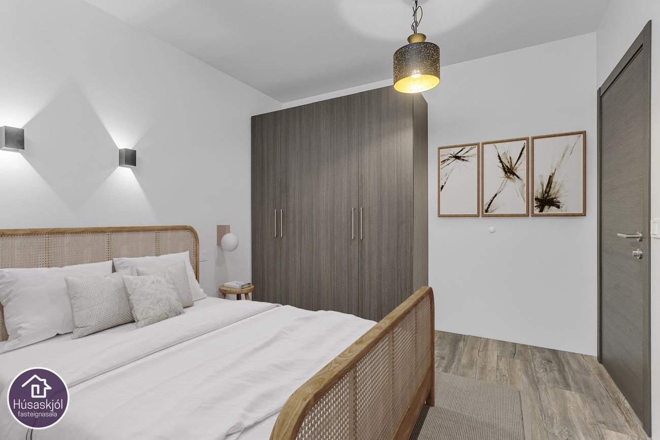 Vallholt 5, 300 Akranes