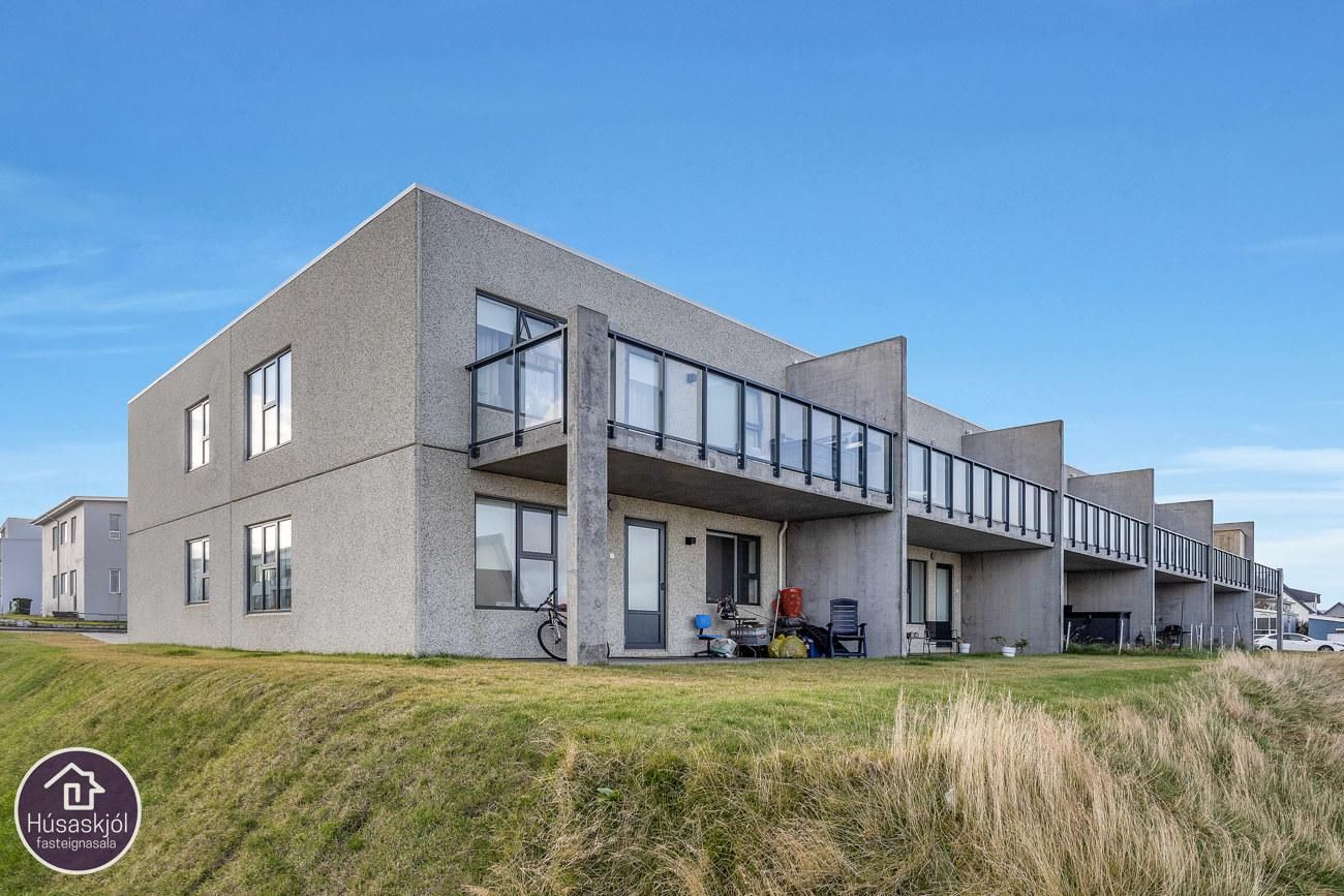 Vallholt 5, 300 Akranes