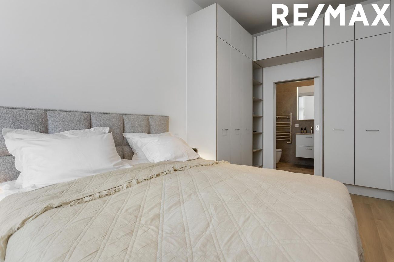 Hafnarbraut 10, 200 Kópavogur