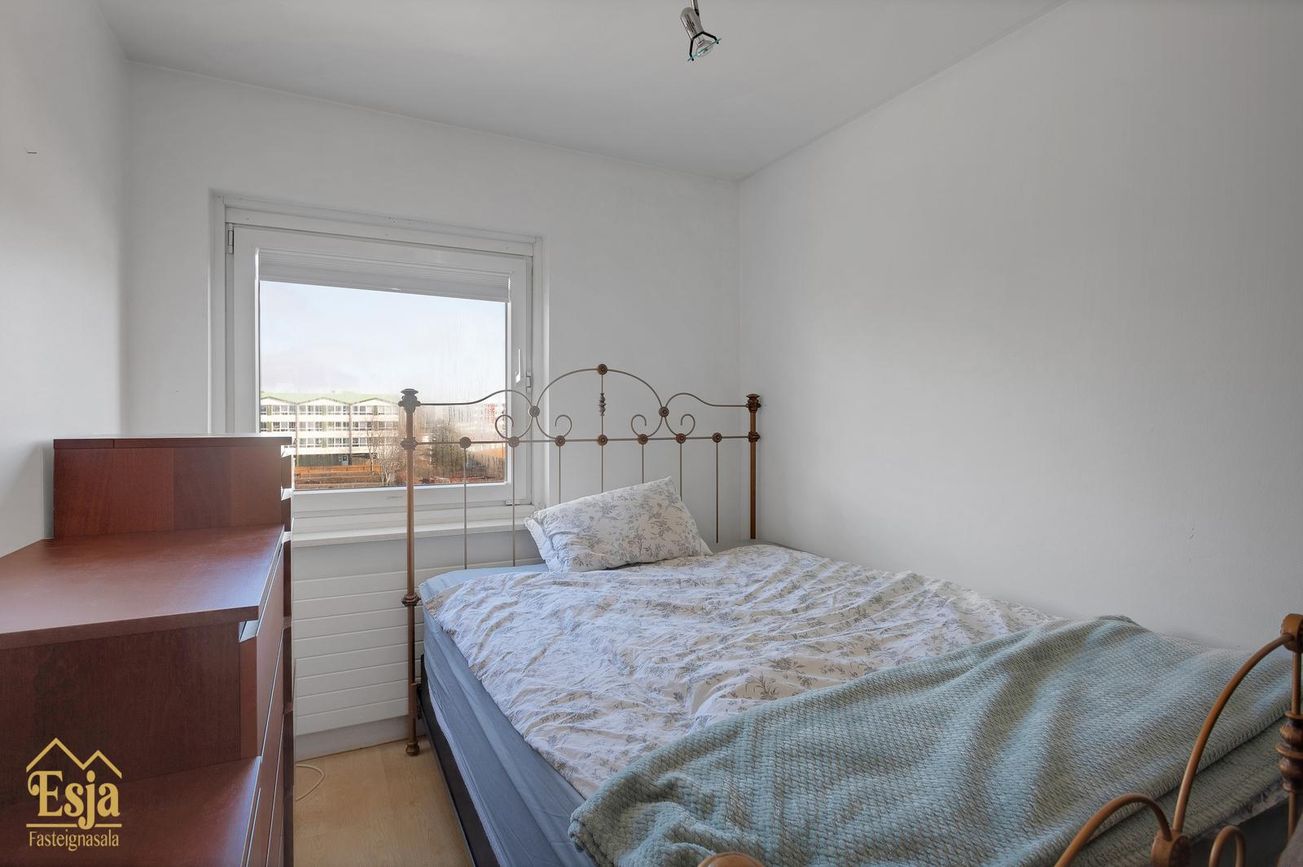 Torfufell 21, 111 Reykjavík
