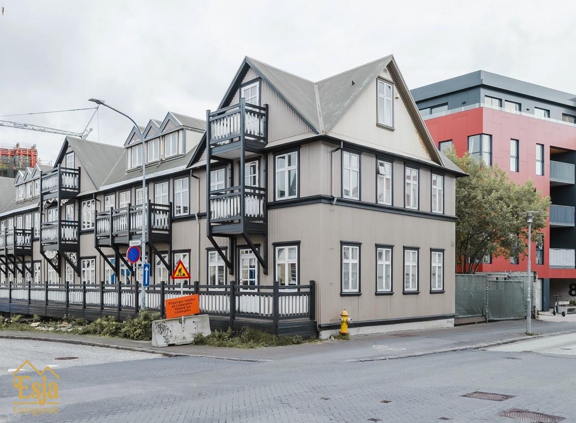 Hverfisgata 83, 101 Reykjavík