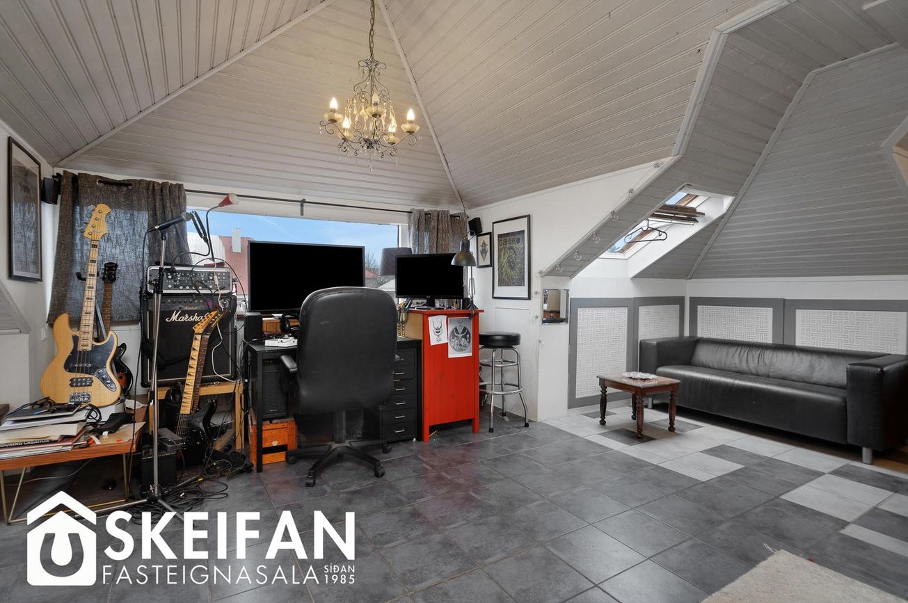 Hraunteigur 15, 105 Reykjavík