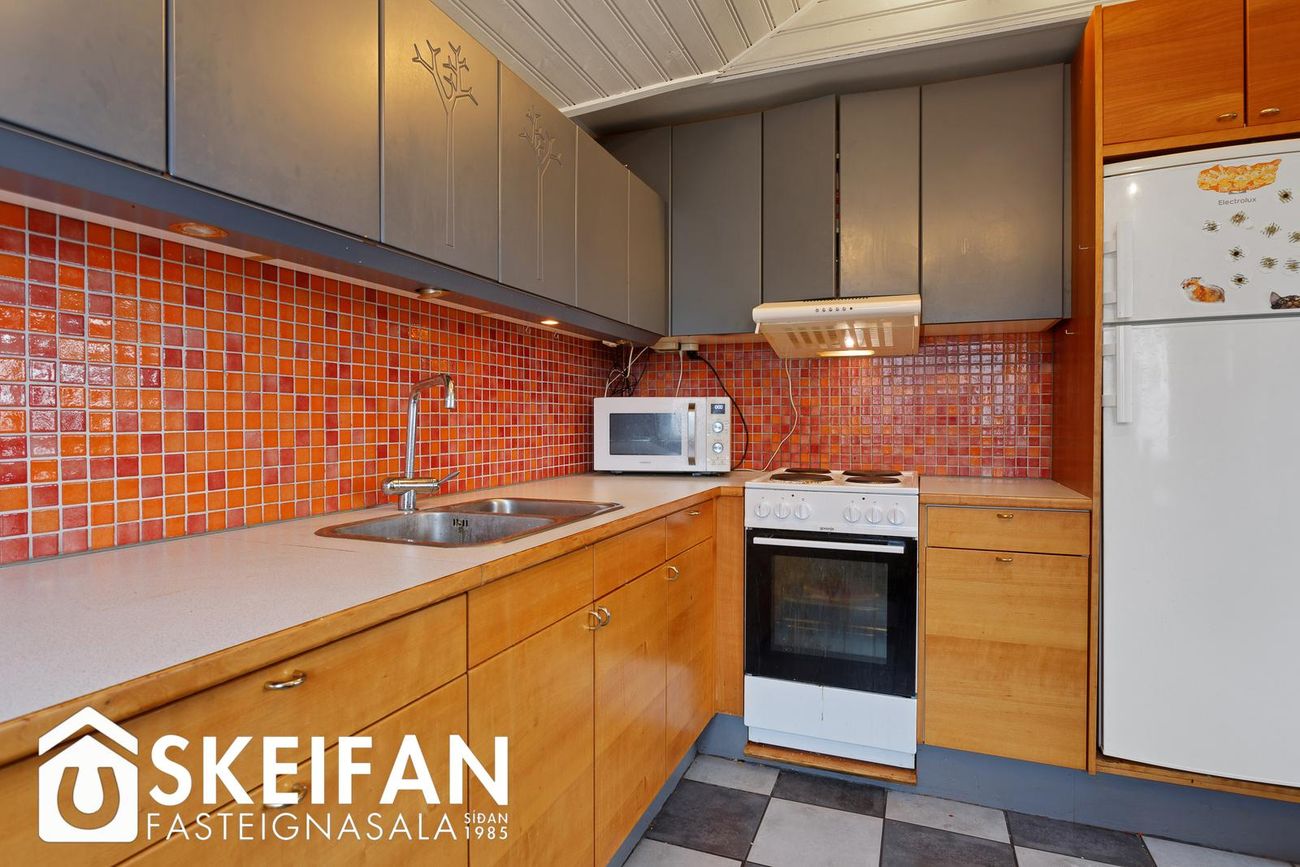 Hraunteigur 15, 105 Reykjavík