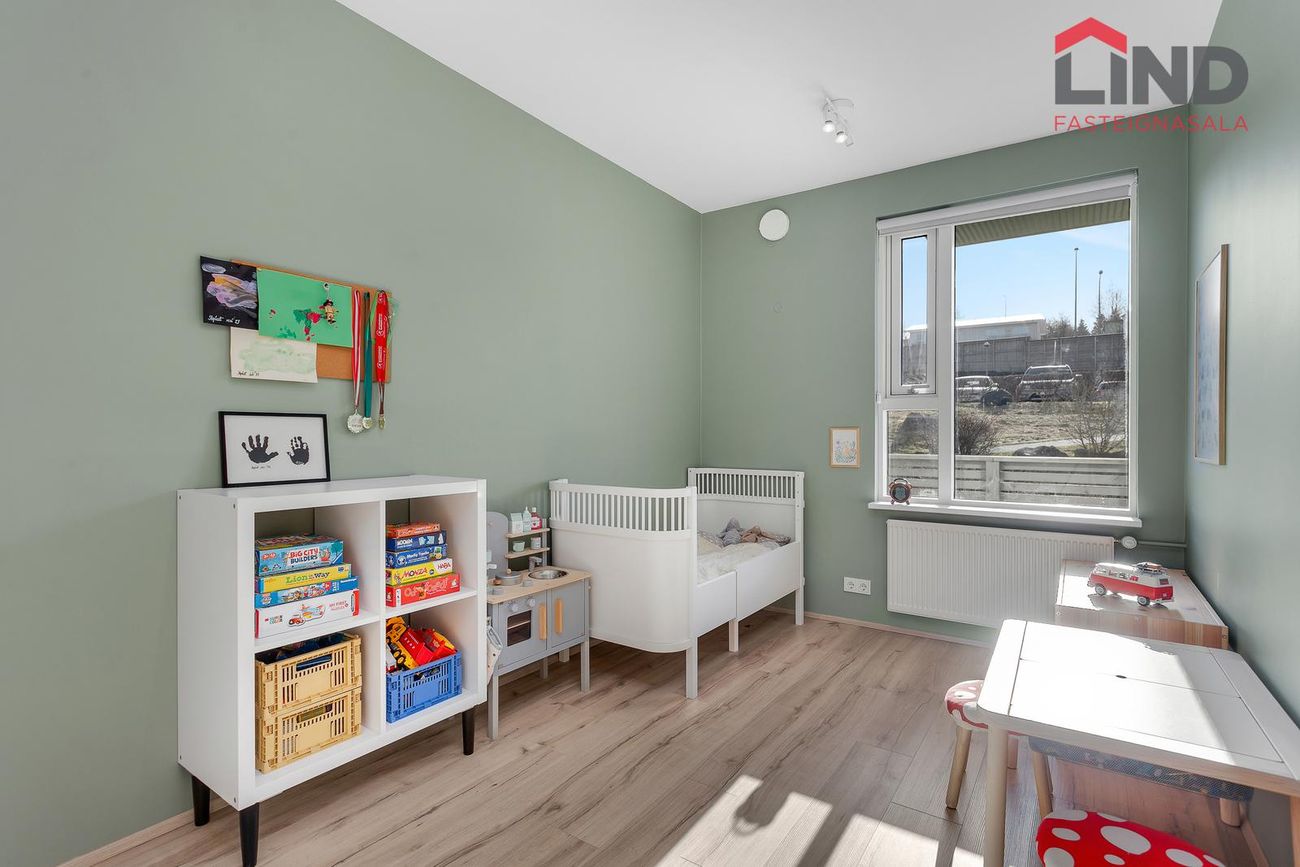 Naustavör 10, 200 Kópavogur