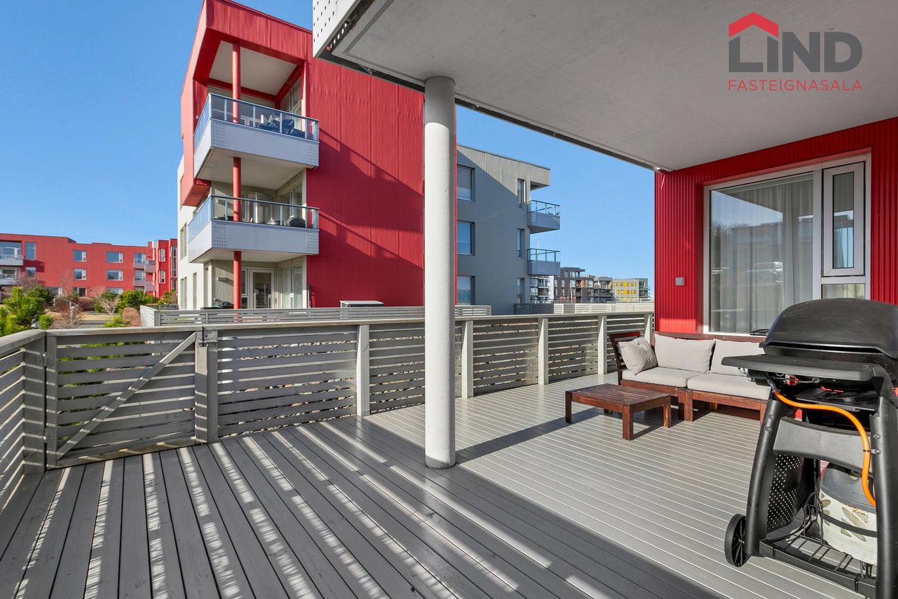 Naustavör 10, 200 Kópavogur